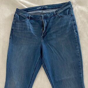 Old Navy High-Rise Straight Jean